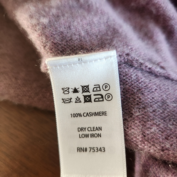 Max Studio 100% Cashmere purple cowl neck pull-over sweater L - Picture 11 of 11